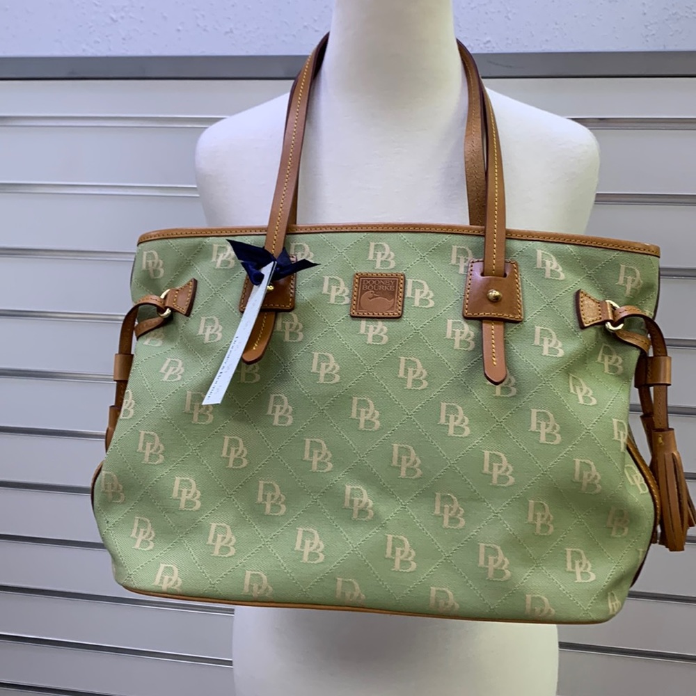 NWT Dooney & Bourke Davis Tassel Shopper Bag